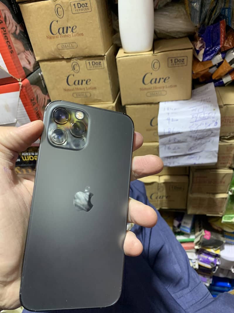 Apple iPhone 12 Pro 2