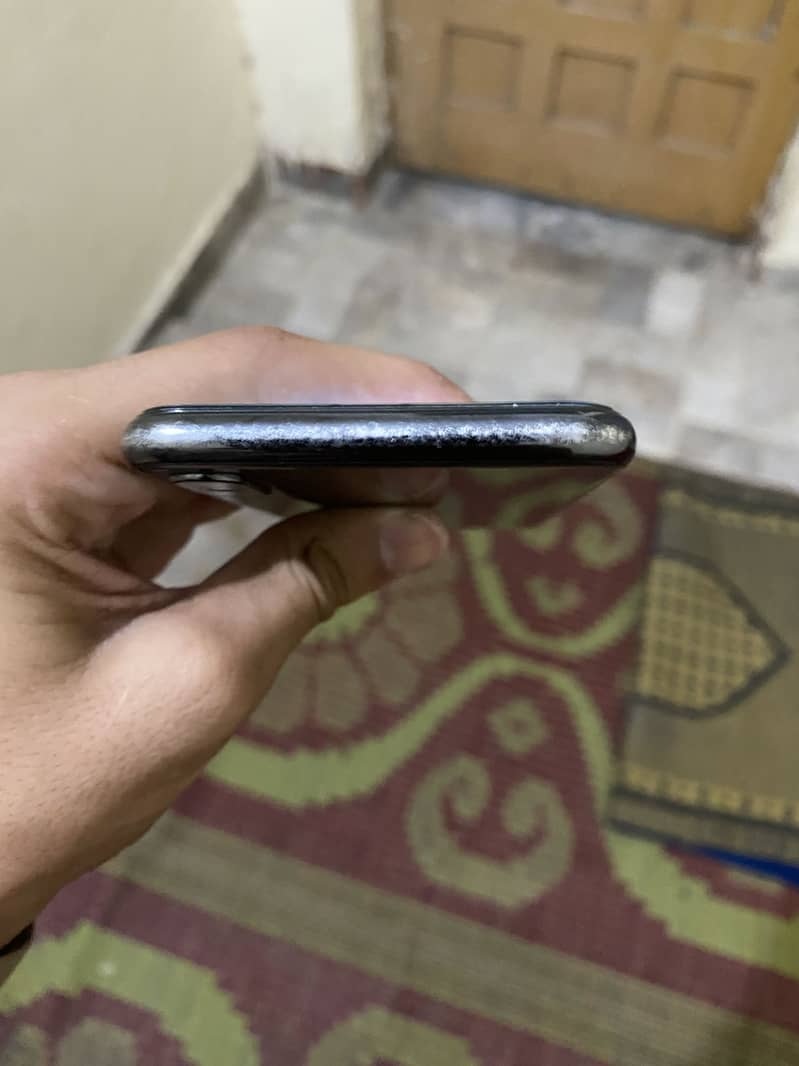 iPhone X 0