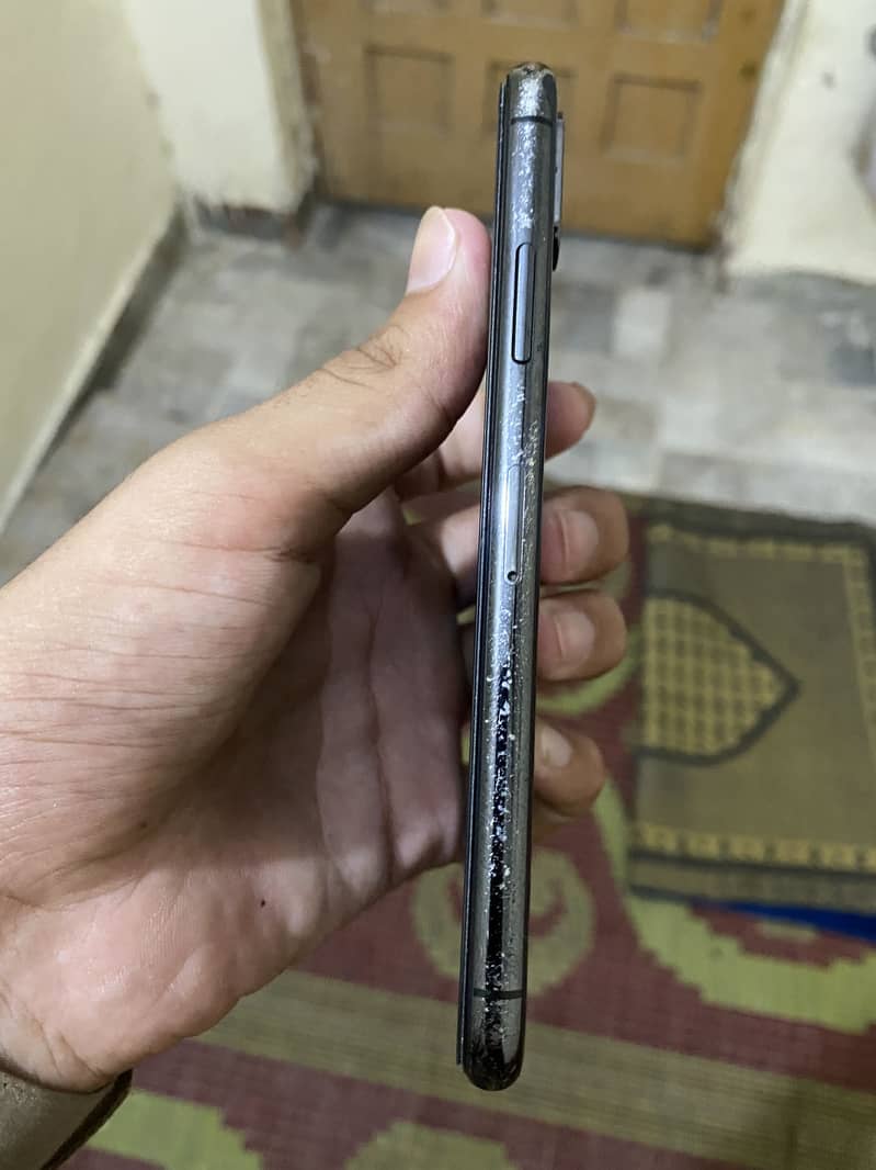iPhone X 2