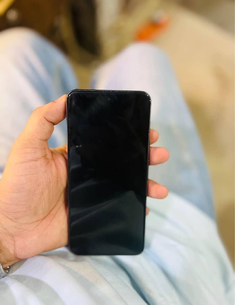 Google Pixel 8 1