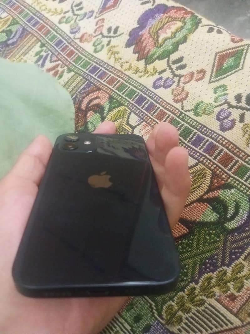 Apple iPhone 12 2
