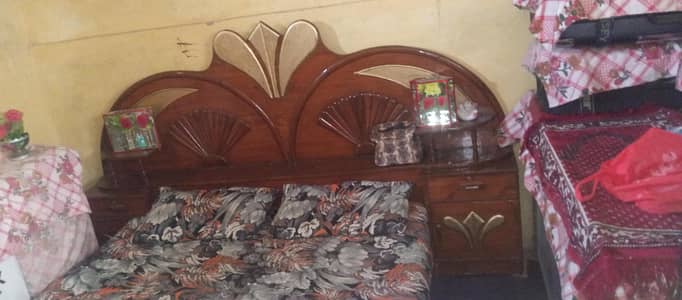 03005604529  new beds