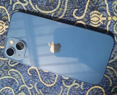 Apple iPhone 13
