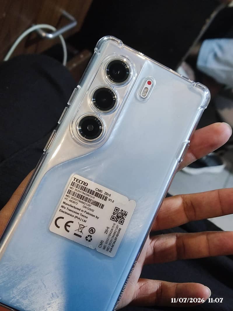 Tecno CAMON 40 Pro 3