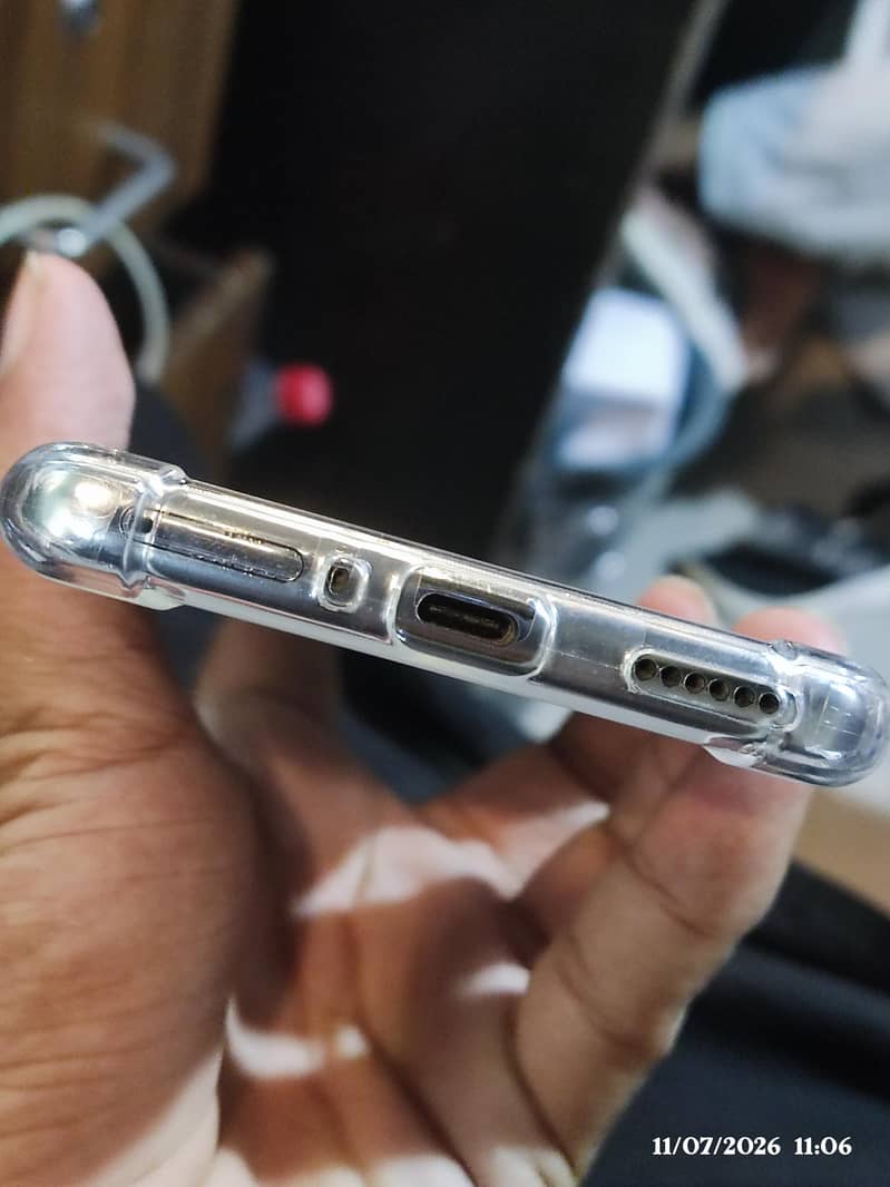 Tecno CAMON 40 Pro 7