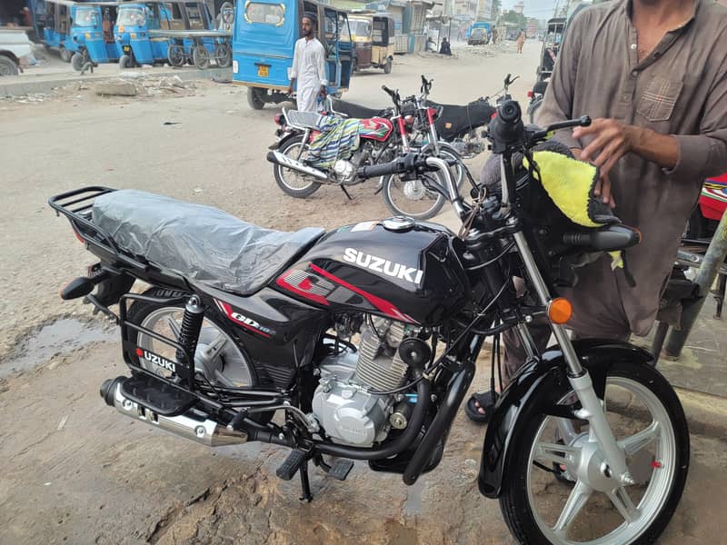 Suzuki 4