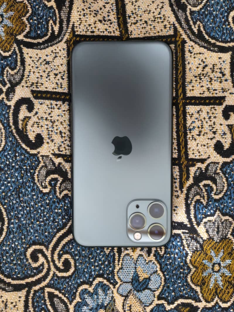 Apple iPhone 11 3