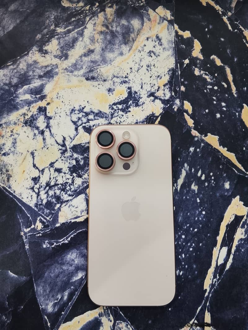 iPhone 16 Pro 1