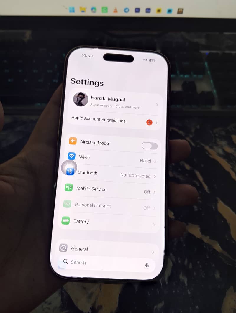 iPhone 16 Pro 2