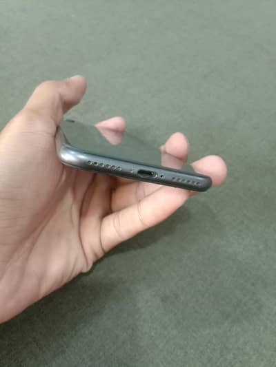 Apple iPhone 8