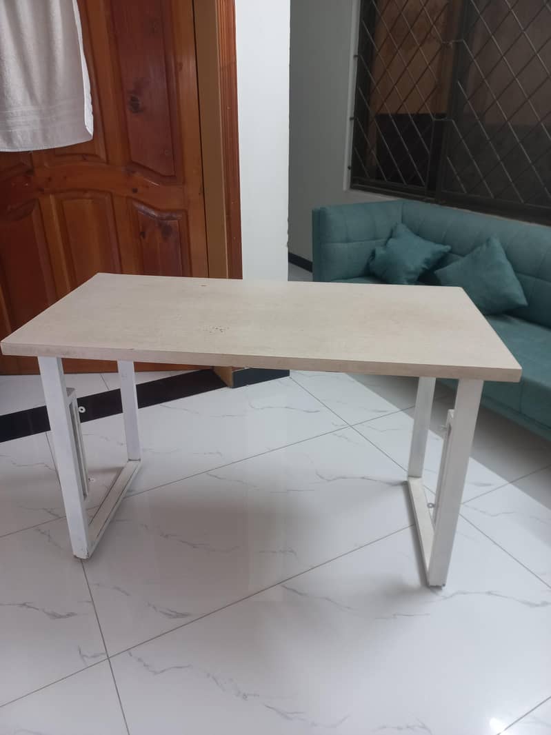 computer table 0