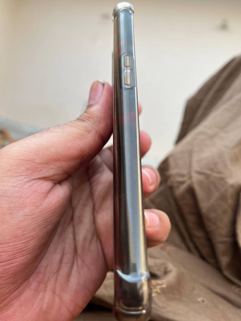 One Plus 10T 1