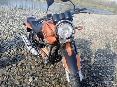 I am selling Ybr G 125