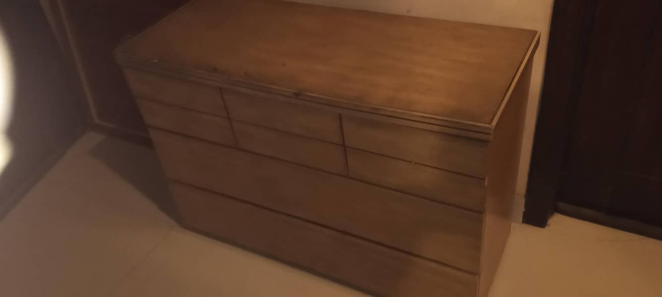 dressing table 2