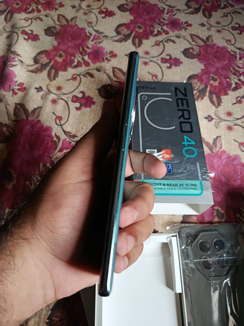 infinix zero 40 1