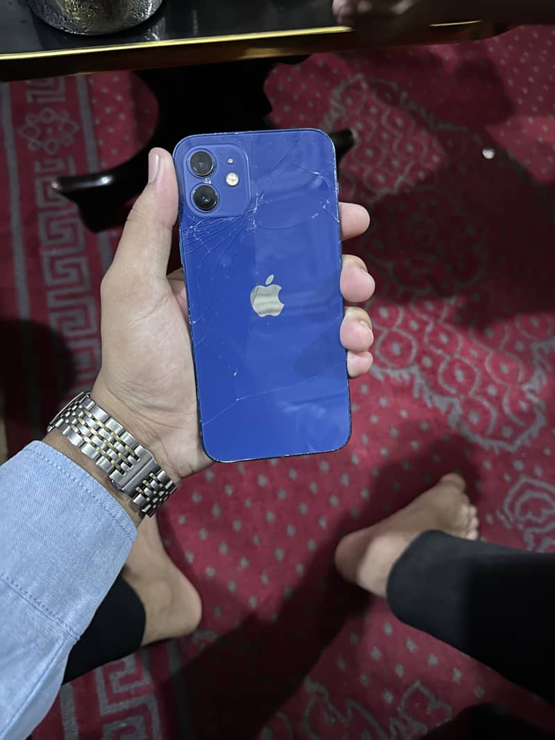 Apple iPhone 12 7