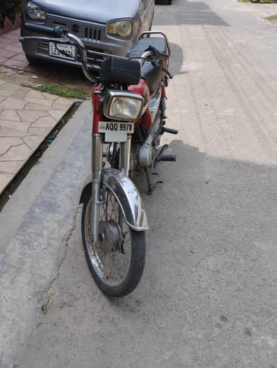 Excellent condition 70cc 2023 model bike low price home used