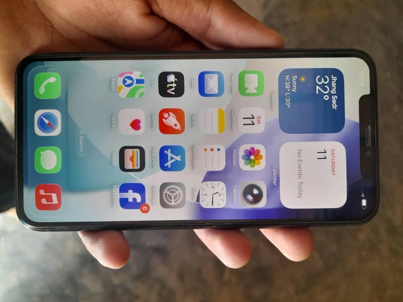 Apple iPhone 11 Pro Max 1