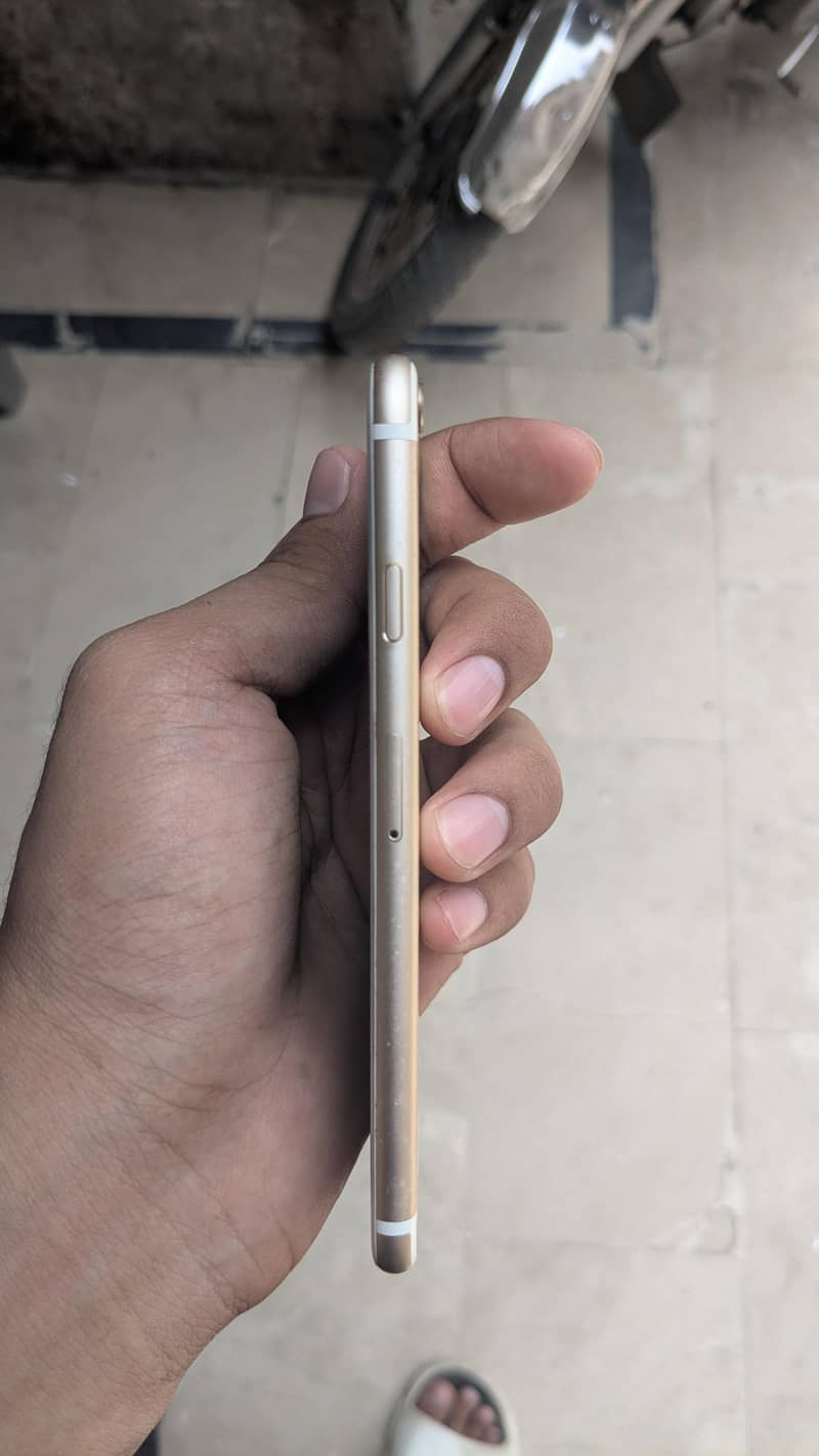 Apple iPhone 6 2