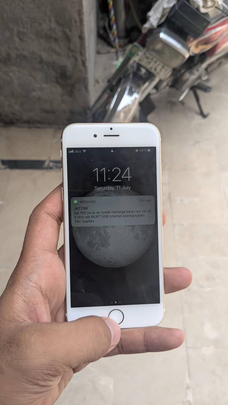 Apple iPhone 6 3