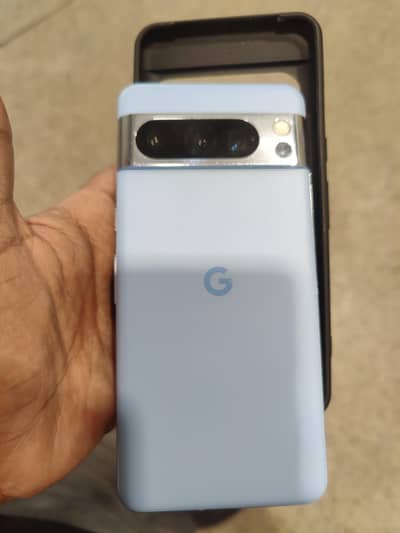 Google Pixel 8 Pro