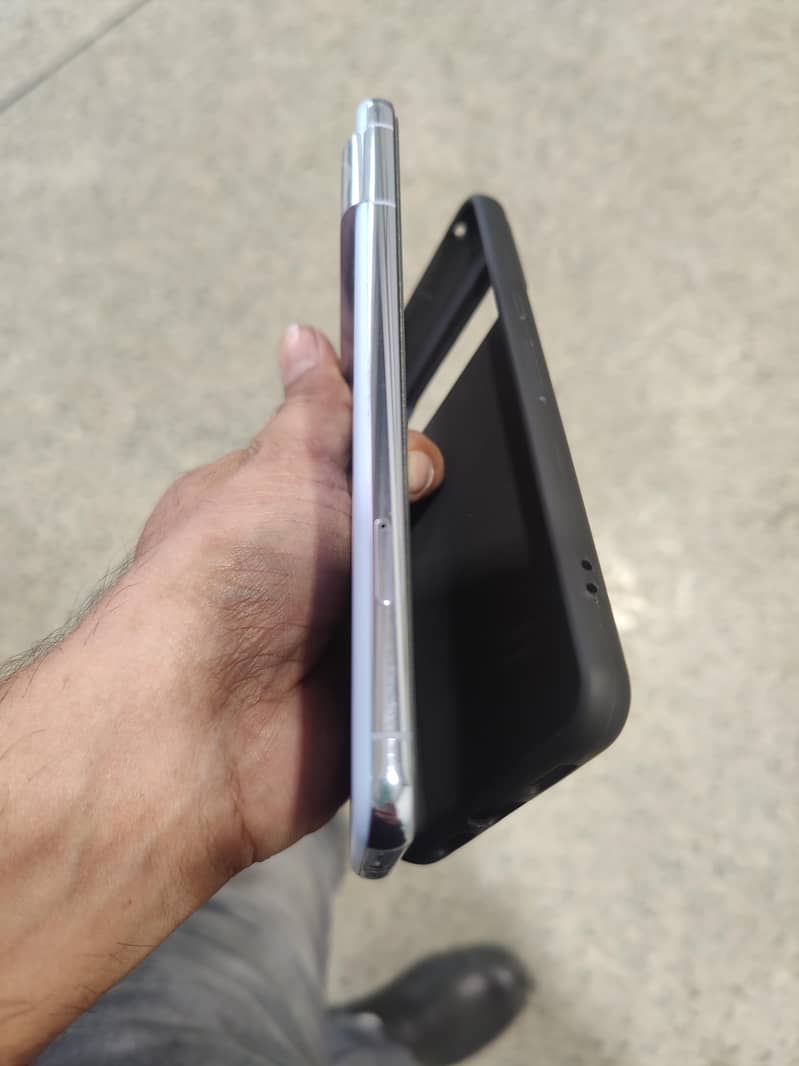 Google Pixel 8 Pro 5