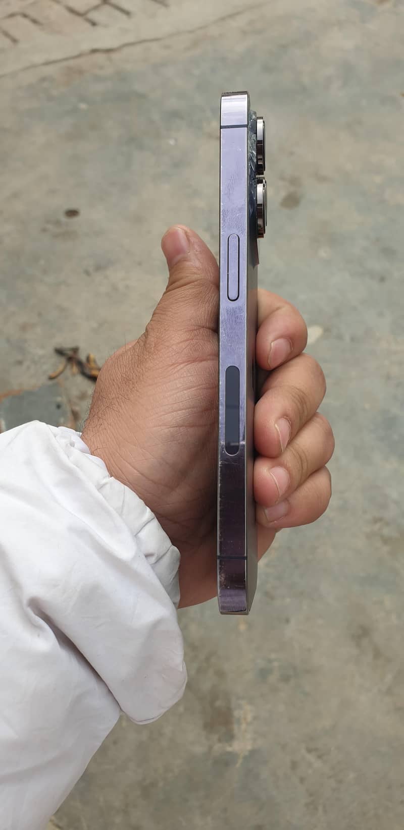 Apple iPhone 14 Pro 2