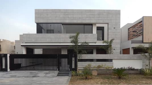 3 Bed Upper Portion For Rent With Saprtae gate and Gase Meter at Hot Location