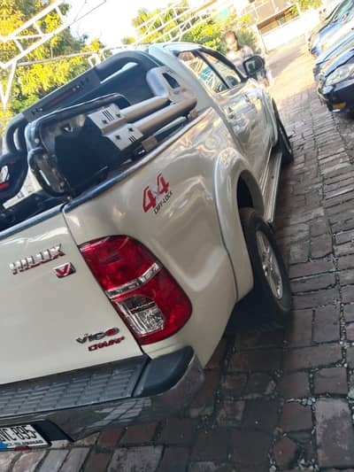 Toyota Hilux 2013