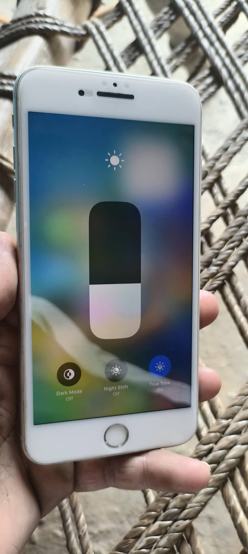 Apple iPhone 8 Plus 0