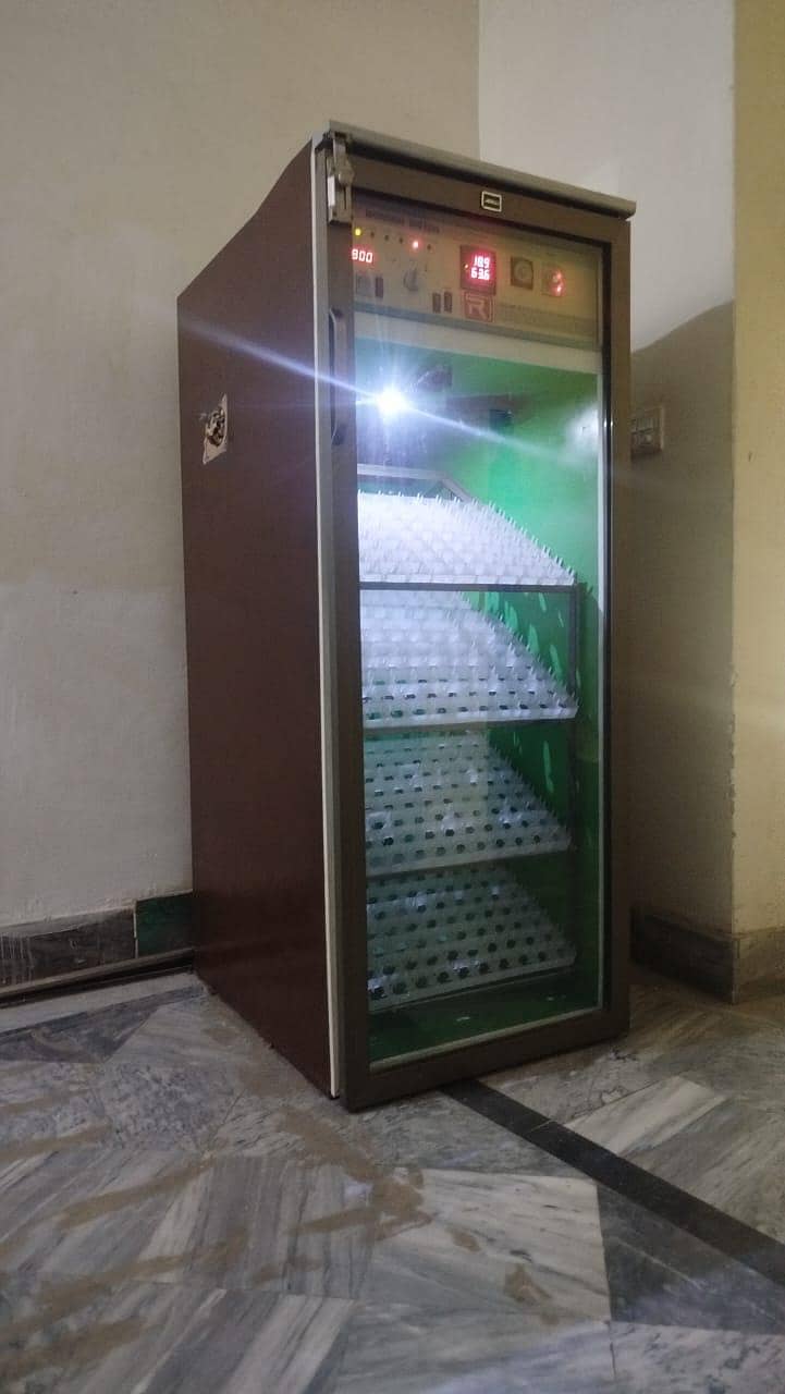 incubator 2