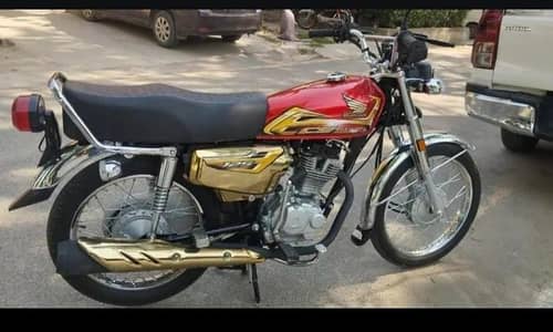 03028557790Honda 125 special gold addition 2026