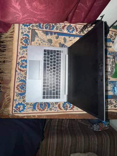 HP Elitebook 840 G5 (lightly used)