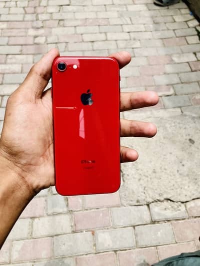 Apple iPhone 8