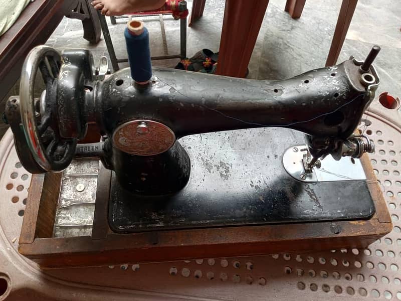 sewing machine 0