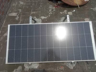 solar 210 watt like new
