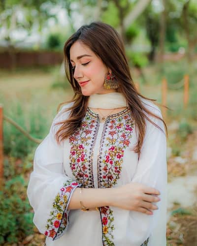 Beautiful Embroidered White Ladies Suit - Brand New
