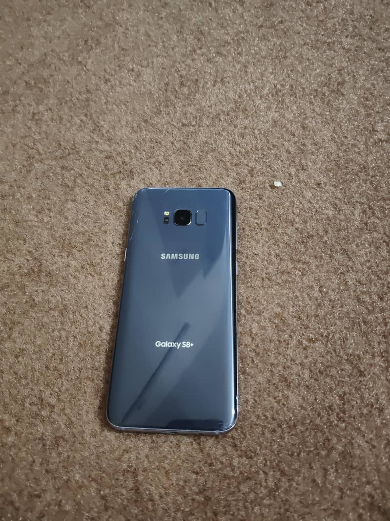 Samsung Mobile S8 Plus 1