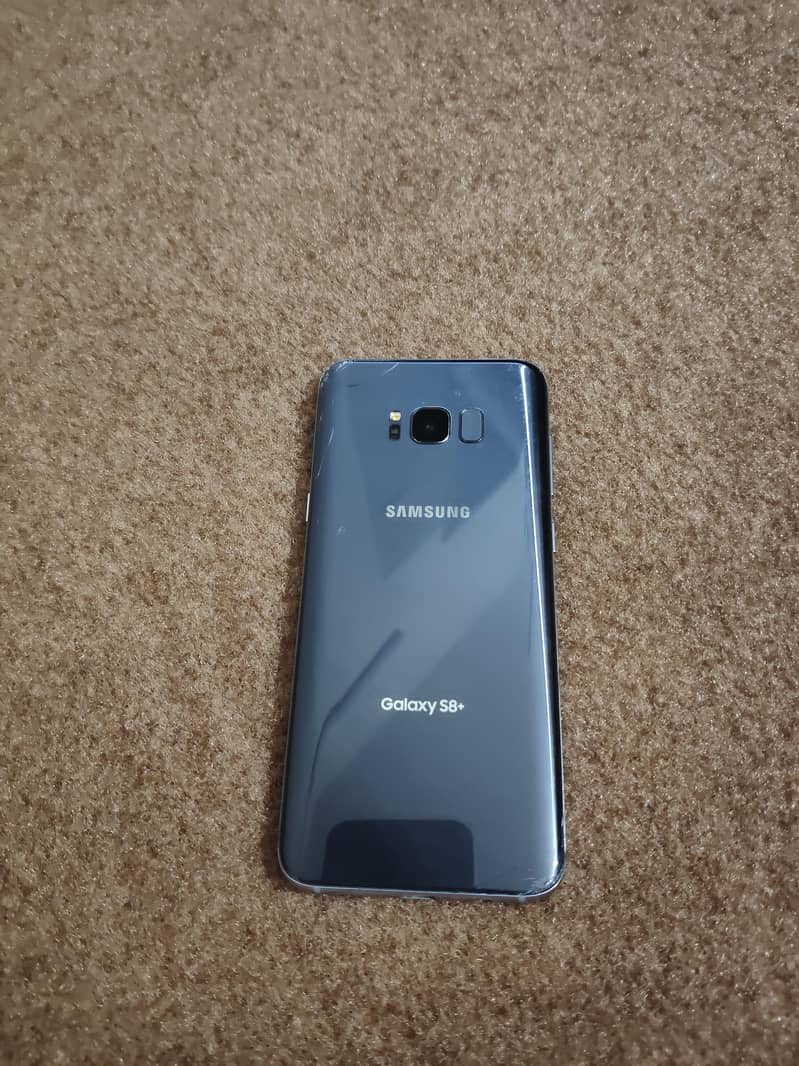 Samsung Mobile S8 Plus 4