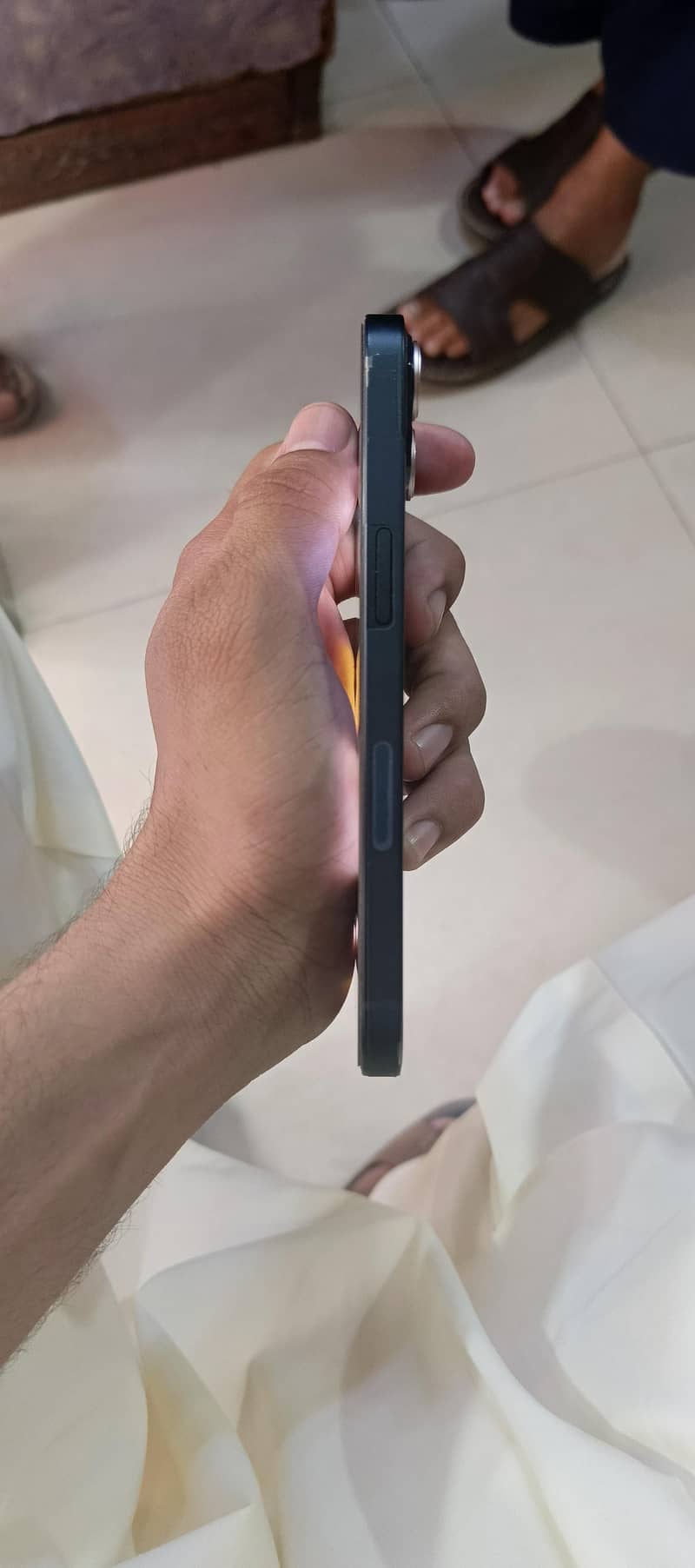 Apple iPhone 13 4