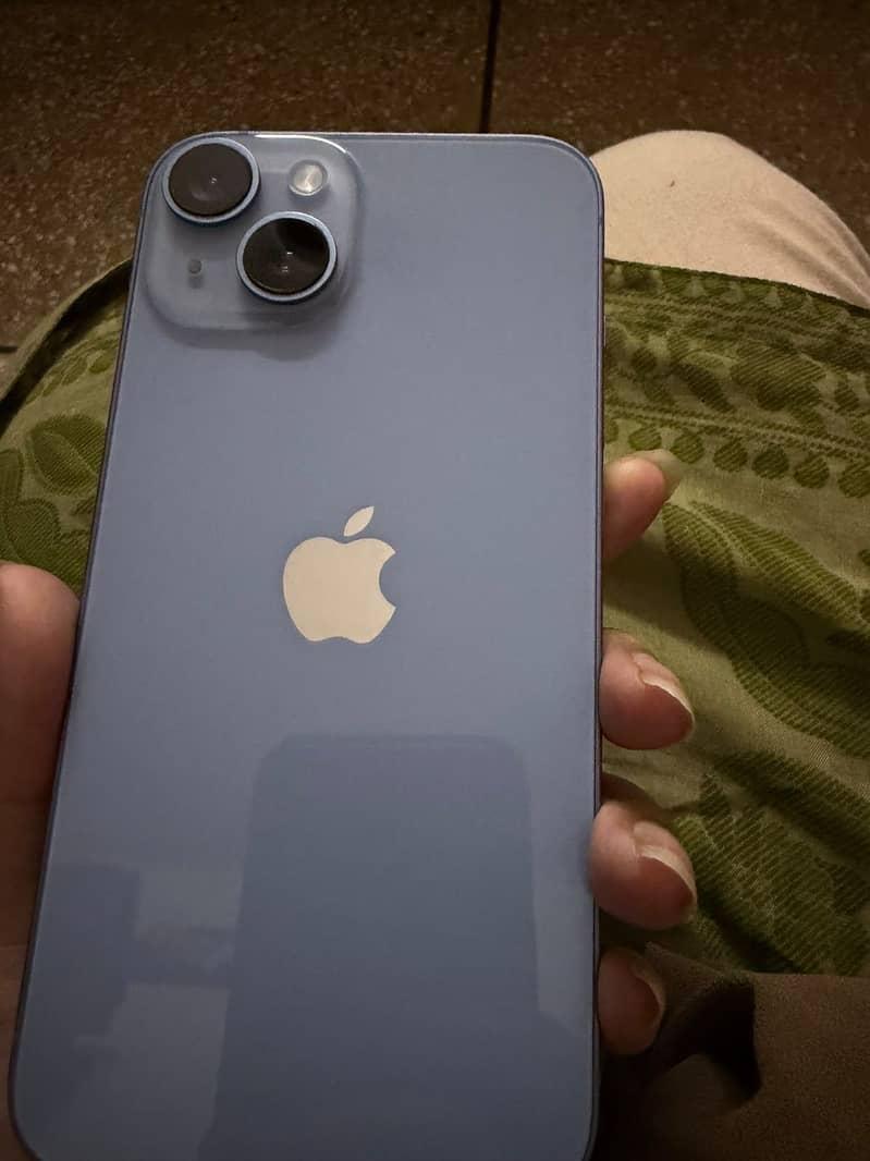 iPhone 14 3