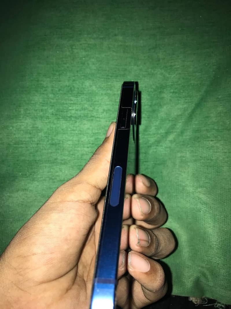 Apple iPhone 12 jv 3