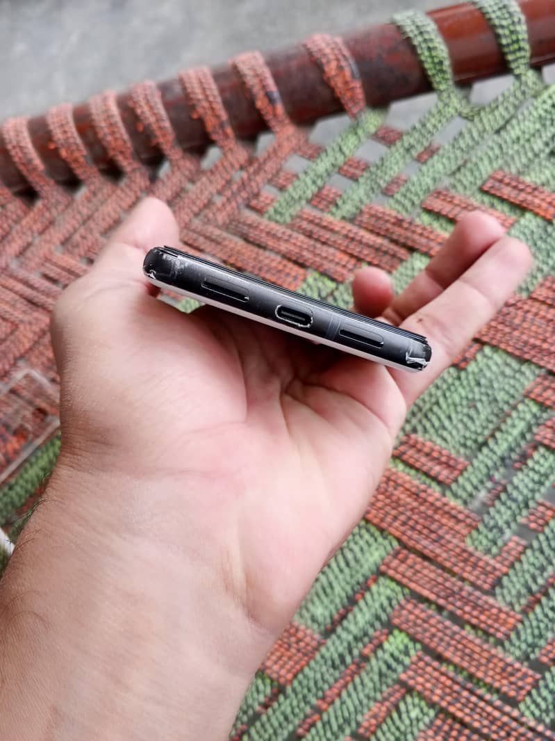 Google Pixel 6 3