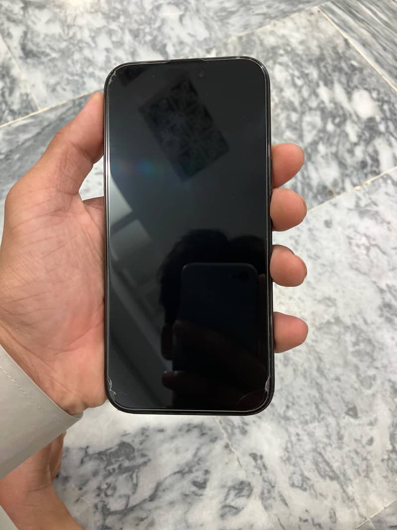 Apple iPhone 16 Pro Max 5