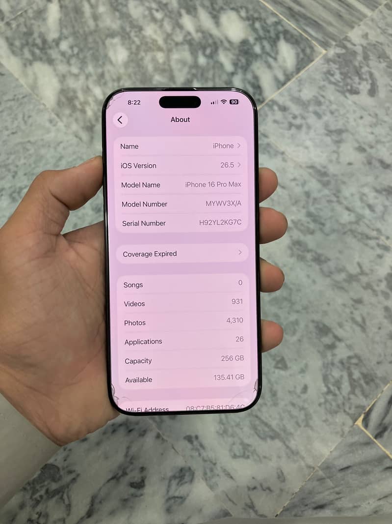 Apple iPhone 16 Pro Max 9