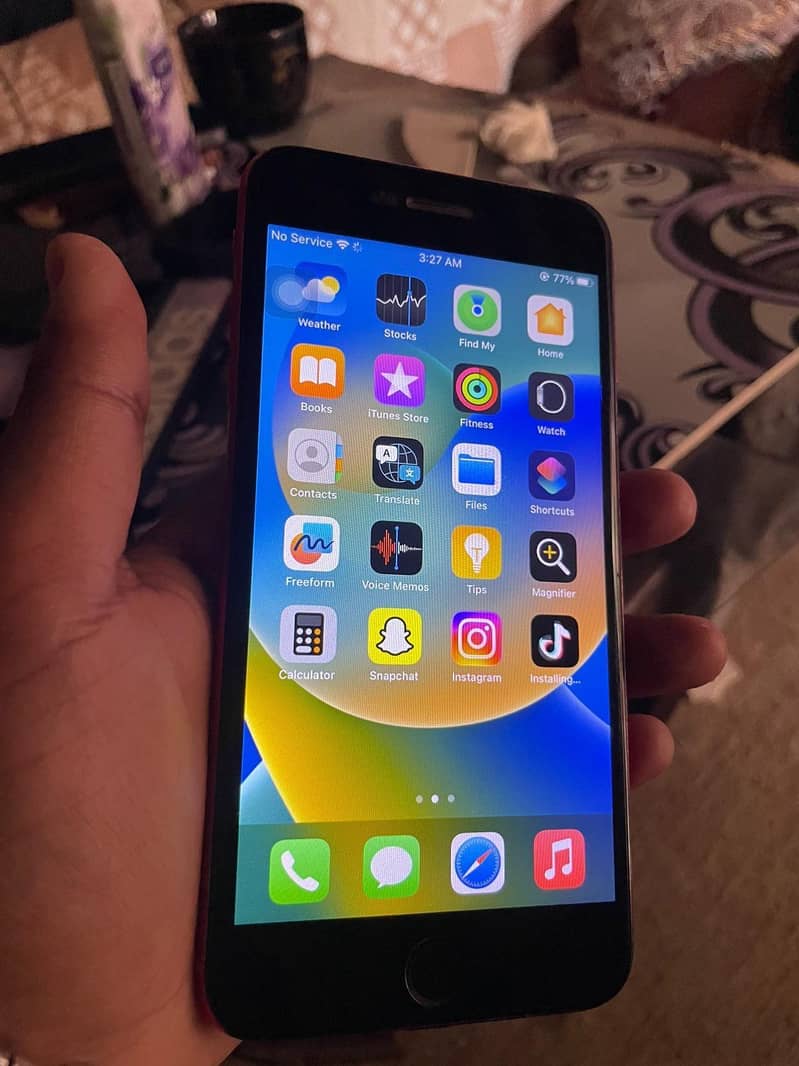 Apple iPhone 8 Plus 2