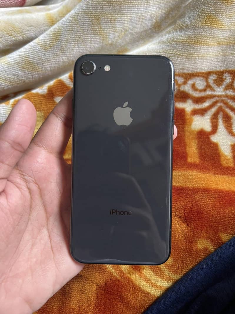 Apple iPhone 8 0