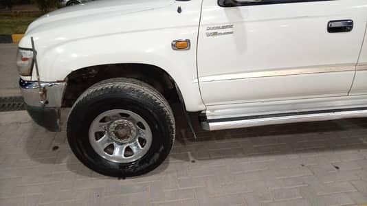 Toyota Hilux tiger  2004 ac 4×4 active