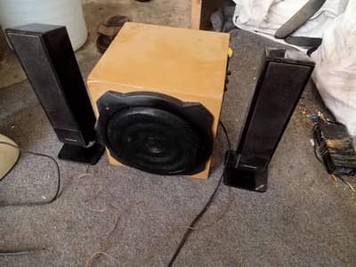 branded woofer  bluetooth aux
