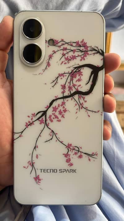 Tecno Spark Go 2